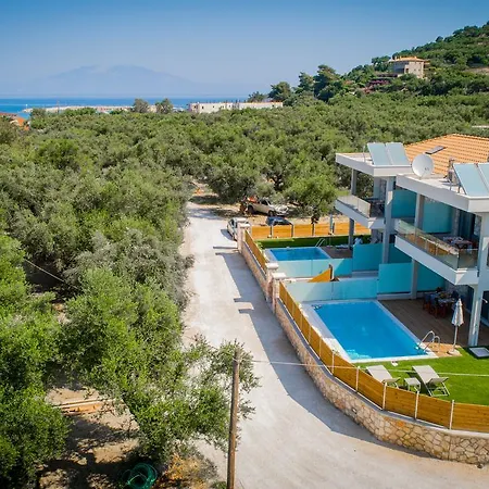 Leandros S.a