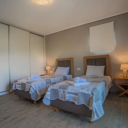 Villa Leandros *